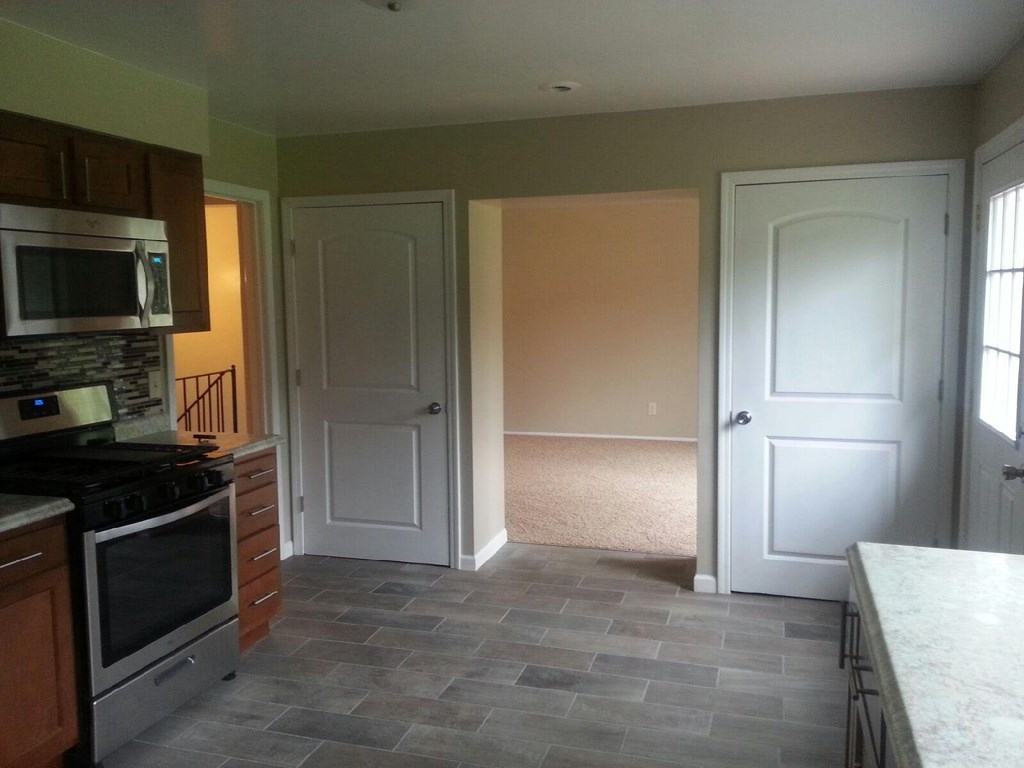 6116 York Road South Bend, IN 46614 - Photo 9 of 23