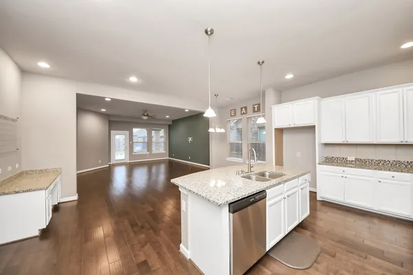 $450,000 | 2211 Tonkawa Trail, Katy, TX 77493