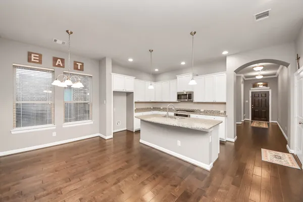 $450,000 | 2211 Tonkawa Trail, Katy, TX 77493