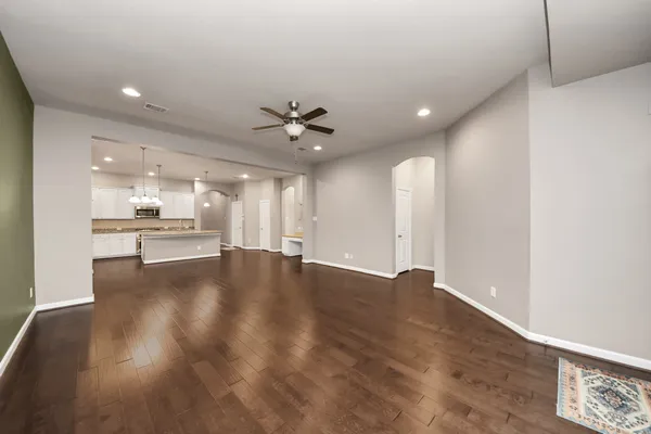 $450,000 | 2211 Tonkawa Trail, Katy, TX 77493