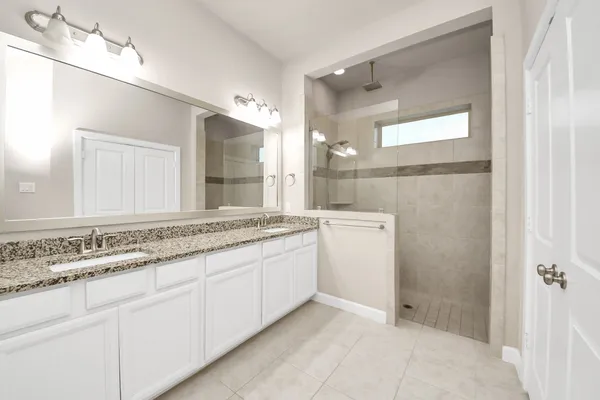 $450,000 | 2211 Tonkawa Trail, Katy, TX 77493