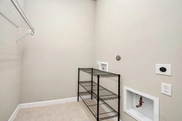 $450,000 | 2211 Tonkawa Trail, Katy, TX 77493