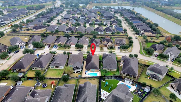 $450,000 | 2211 Tonkawa Trail, Katy, TX 77493