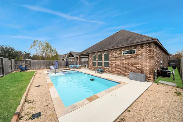 $450,000 | 2211 Tonkawa Trail, Katy, TX 77493