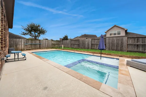 $450,000 | 2211 Tonkawa Trail, Katy, TX 77493