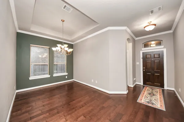 $450,000 | 2211 Tonkawa Trail, Katy, TX 77493