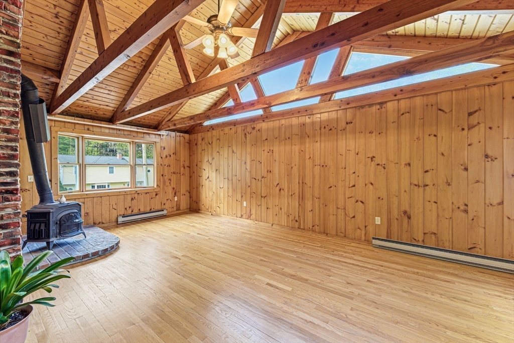 33 Wallace Road Wayland, MA 01778 - Photo 13 of 29