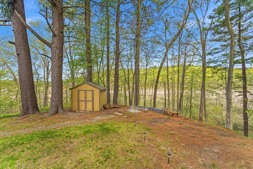 33 Wallace Road Wayland, MA 01778 - Photo 26 of 29