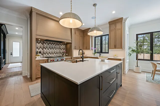 $3,299,900 | 1427 Kenilworth Lane, Glenview, IL 60025