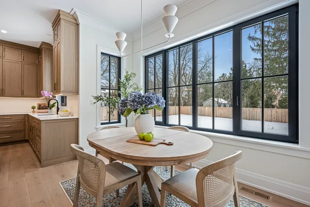 $3,299,900 | 1427 Kenilworth Lane, Glenview, IL 60025