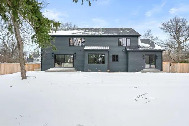 $3,299,900 | 1427 Kenilworth Lane, Glenview, IL 60025