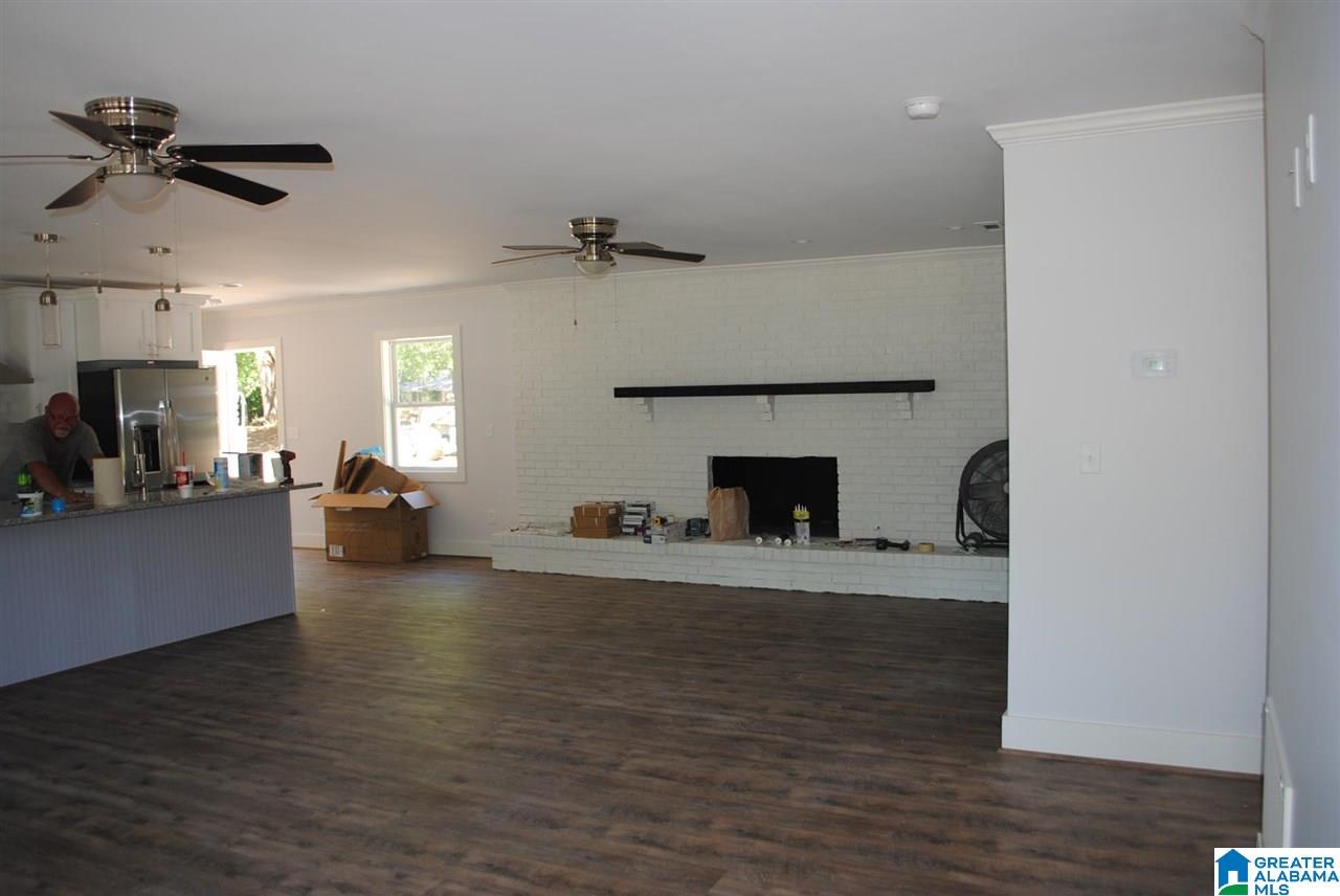 134 Darryl Street Jemison, AL 35085 - Photo 8 of 11