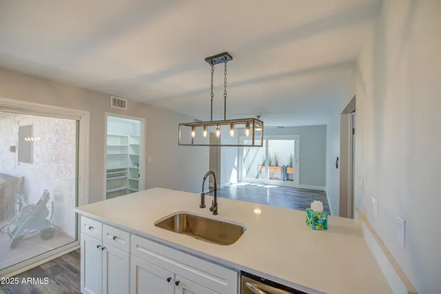 $414,999 | 12243 South Chippewa Drive, Phoenix, AZ 85044