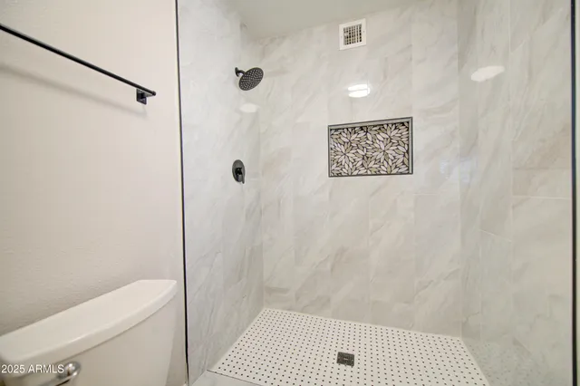 $414,999 | 12243 South Chippewa Drive, Phoenix, AZ 85044