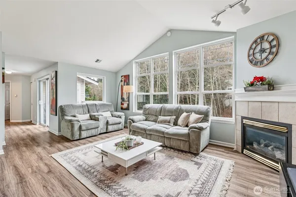 $525,000 | 2729 Cody Circle, Unit 202, Bellingham, WA 98225