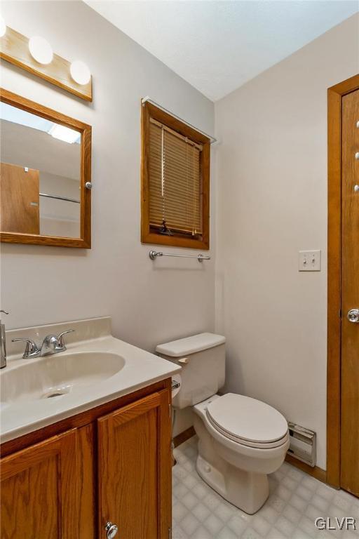 5611 Decker Road Bushkill, PA 18324 - Photo 29 of 49 2nd Floor Bathroom