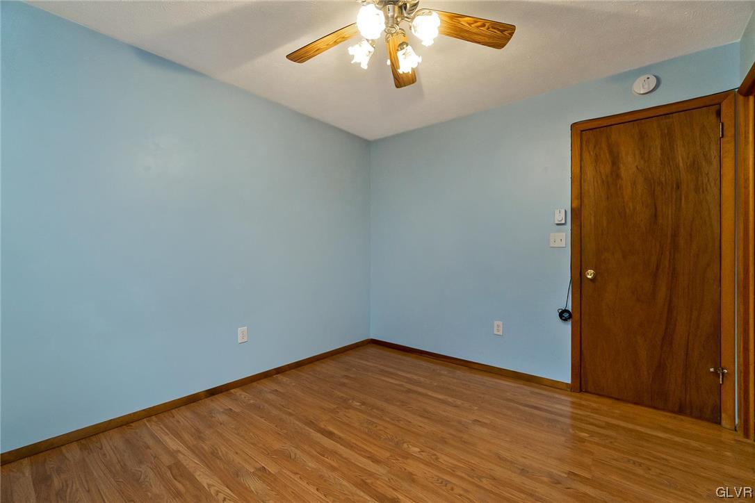5611 Decker Road Bushkill, PA 18324 - Photo 33 of 49 2nd Floor Bedroom