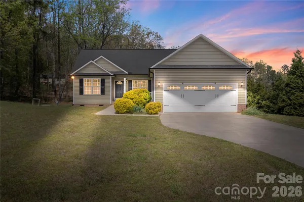 $300,000 | 170 Lonestar Street, Salisbury, NC 28146