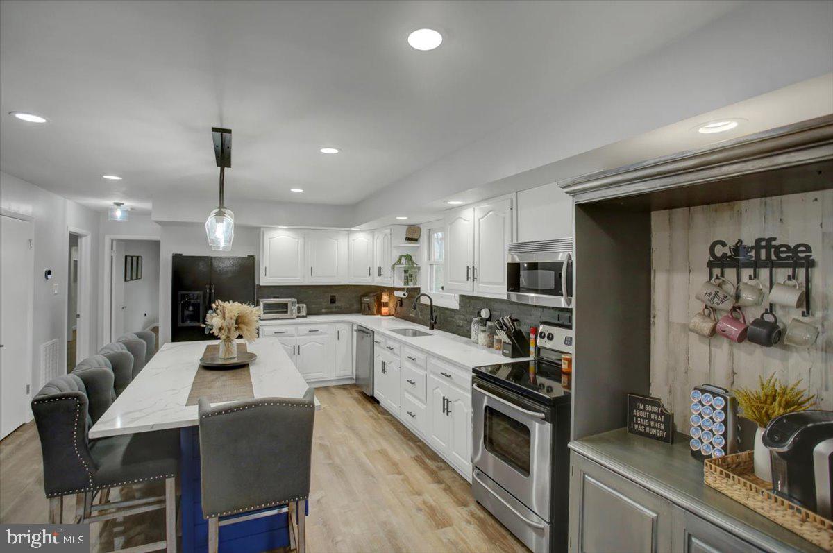16726 Broadfording Road Hagerstown, MD 21740 - Photo 11 of 55 Another view of the kitchen