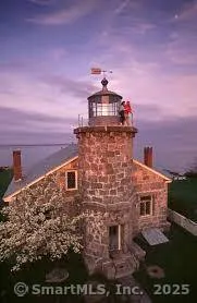 $2,000 | 252 North Water Street, Unit F, Stonington, CT 06378