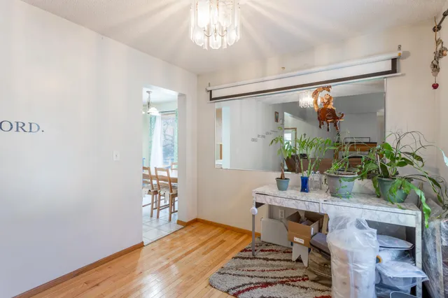 $360,000 | 5537 Golfview Avenue North, Oakdale, MN 55128