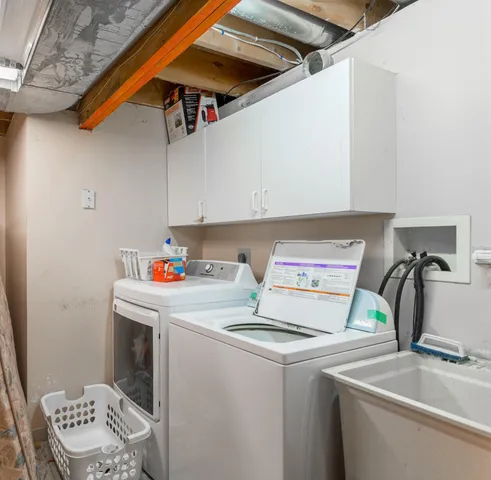 $360,000 | 5537 Golfview Avenue North, Oakdale, MN 55128