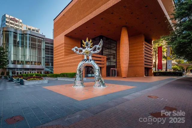 a house view with a outdoor space
