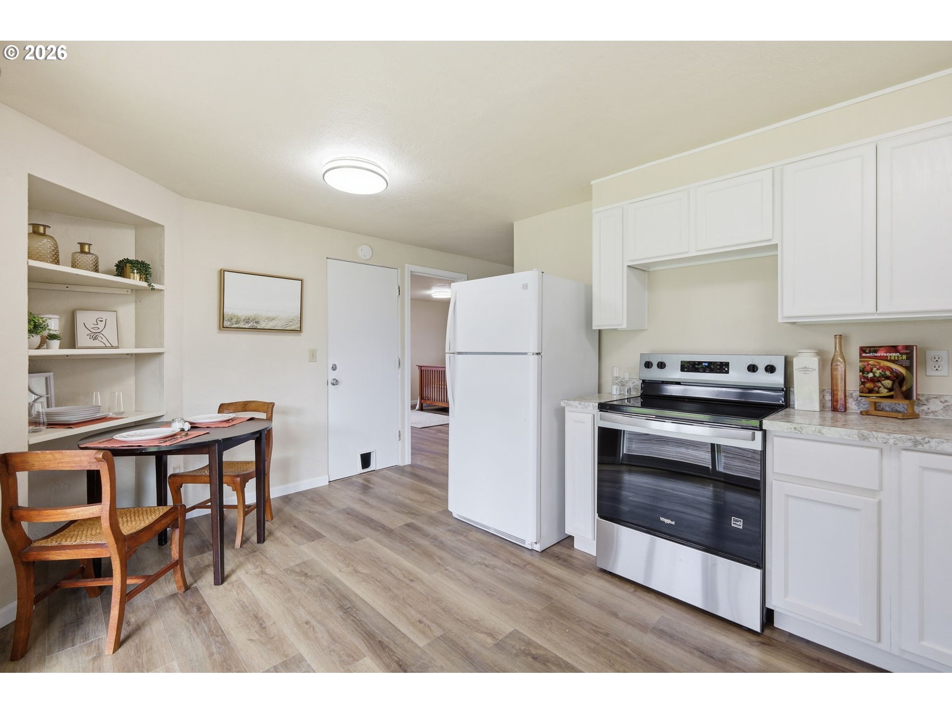 266 40th Street Springfield, OR 97478 - Photo 13 of 38