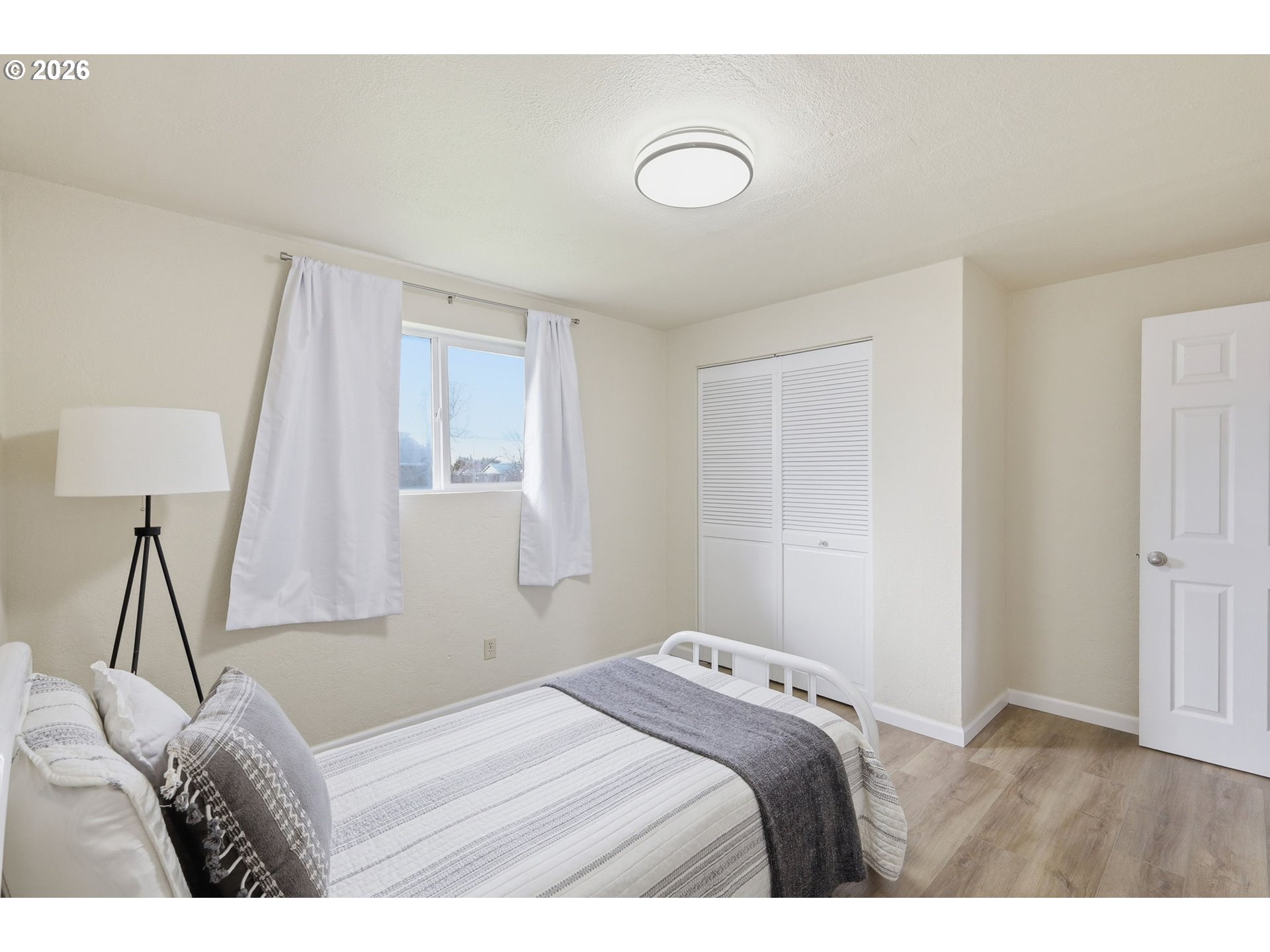 266 40th Street Springfield, OR 97478 - Photo 22 of 38