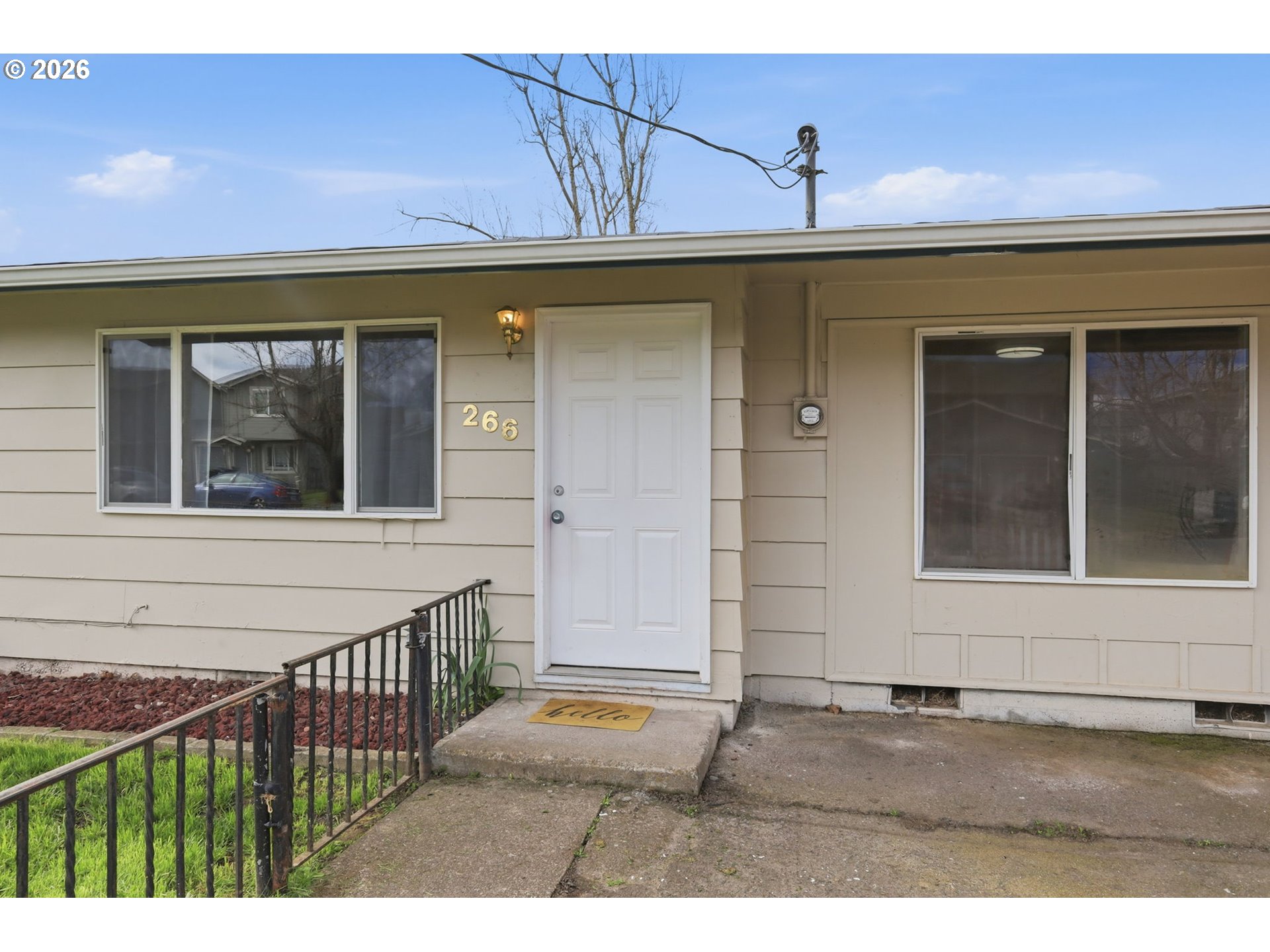 266 40th Street Springfield, OR 97478 - Photo 3 of 38