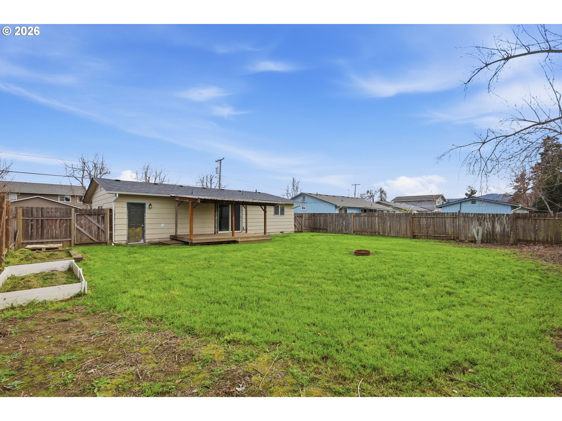 266 40th Street Springfield, OR 97478 - Photo 35 of 38
