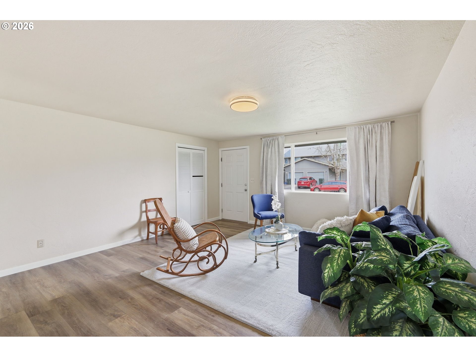 266 40th Street Springfield, OR 97478 - Photo 7 of 38