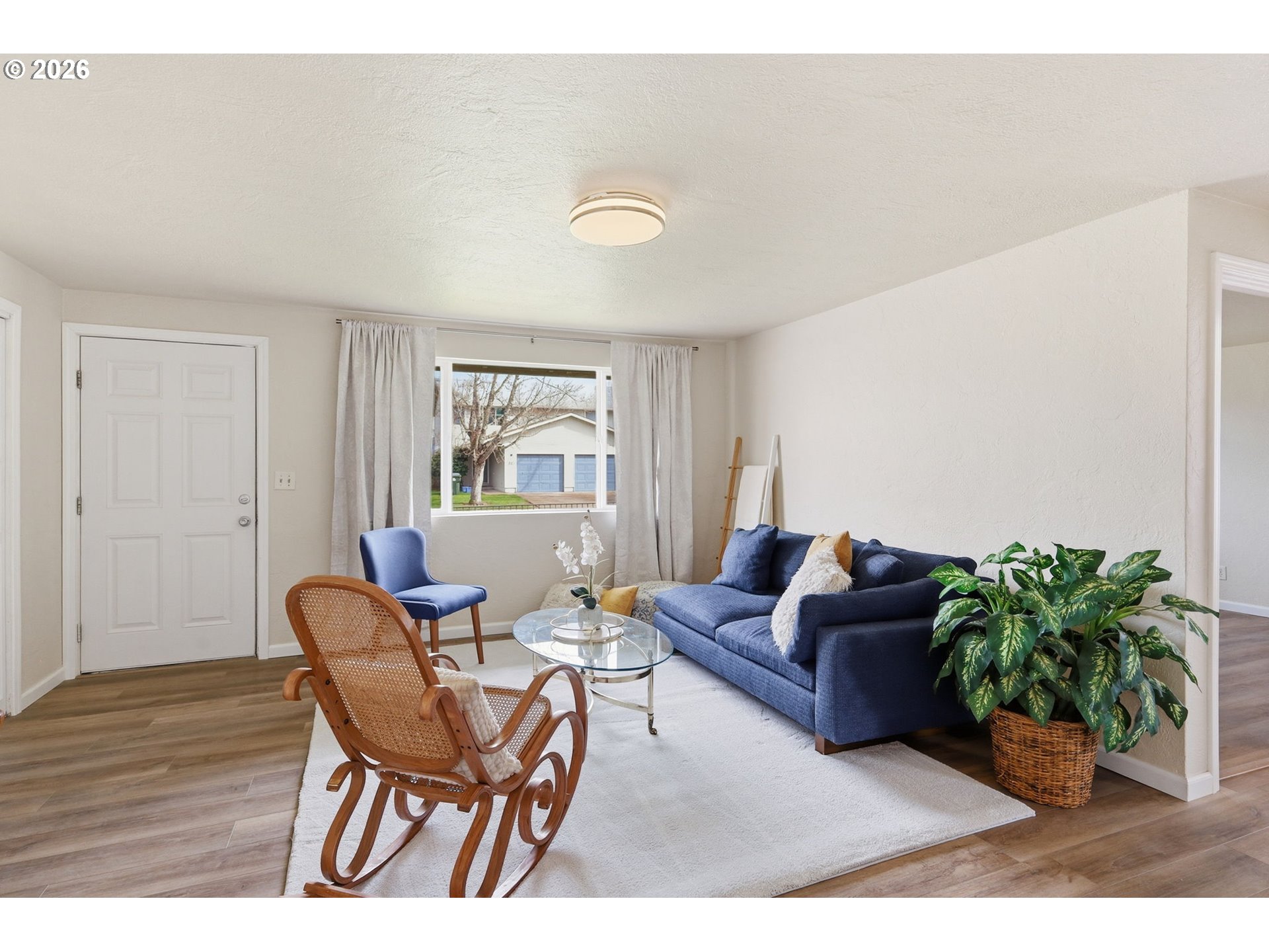 266 40th Street Springfield, OR 97478 - Photo 8 of 38