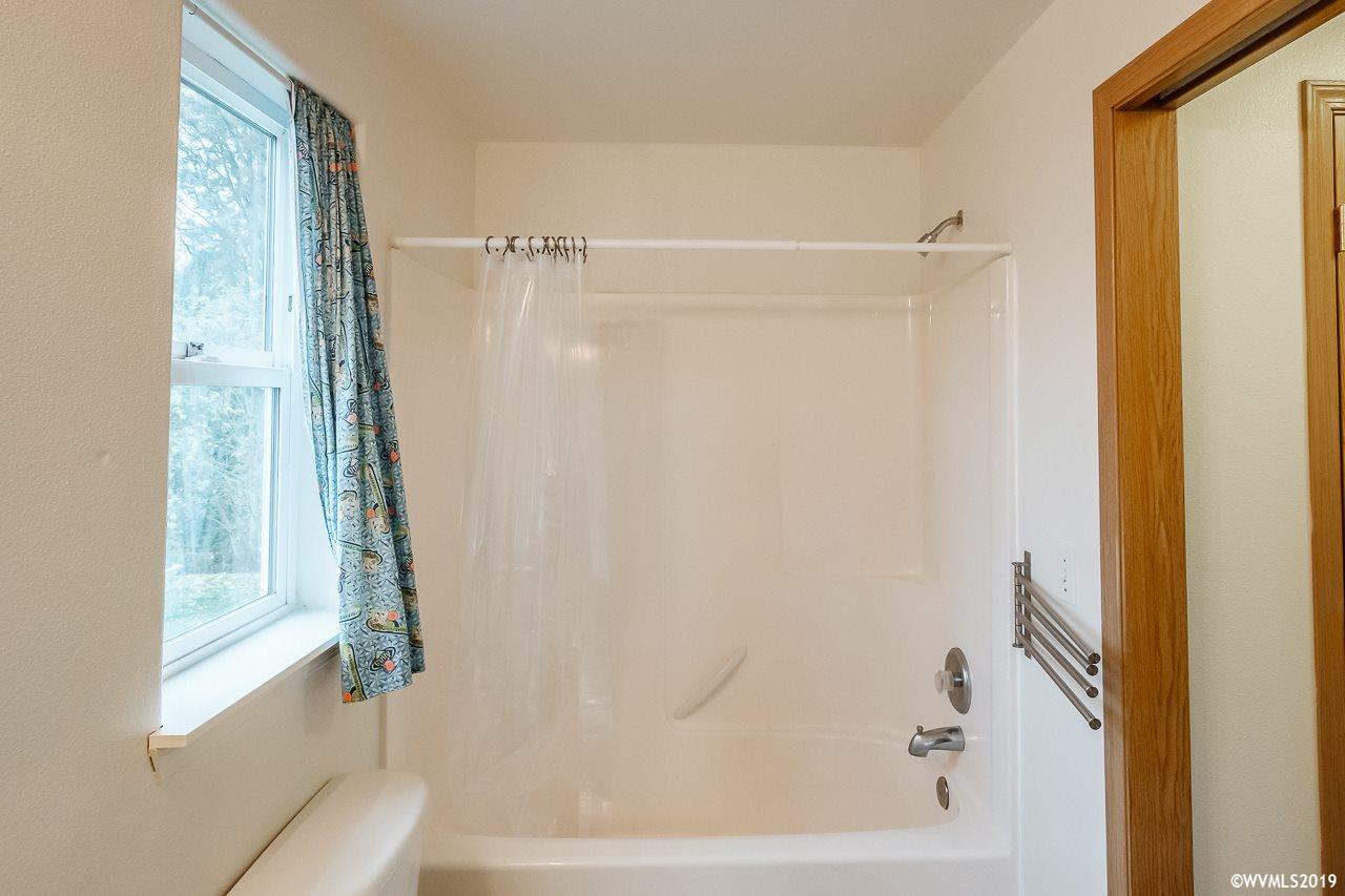 6542 Looney Lane Southwest Albany, OR 97321 - Photo 32 of 41
