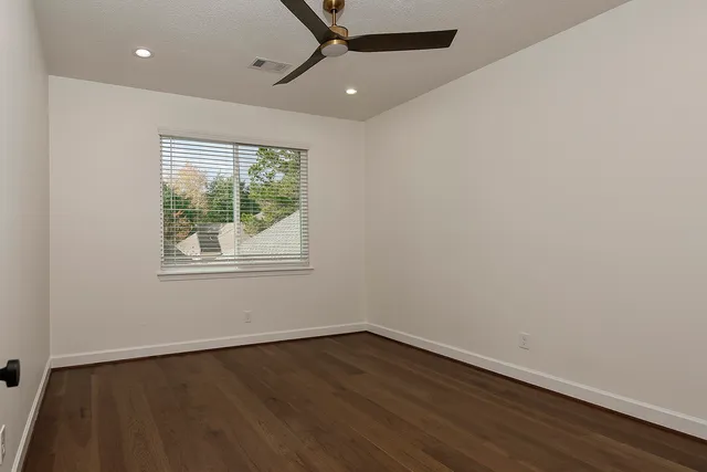 $1,650,000 | 170 Golden Shadow Circle, The Woodlands, TX 77381