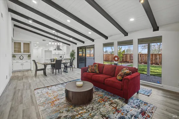 $580,000 | 580 Yellowstone Drive, Vacaville, CA 95687