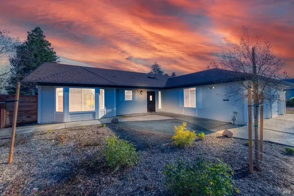 $580,000 | 580 Yellowstone Drive, Vacaville, CA 95687