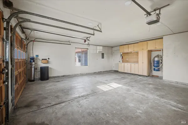 $580,000 | 580 Yellowstone Drive, Vacaville, CA 95687