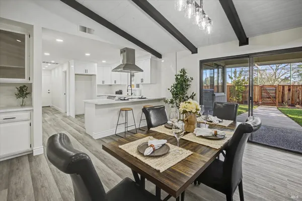 $580,000 | 580 Yellowstone Drive, Vacaville, CA 95687