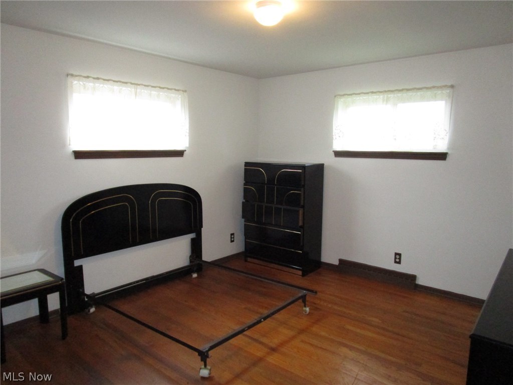 2753 Canfield Road Youngstown, OH 44511 - Photo 11 of 20 Master Bedroom