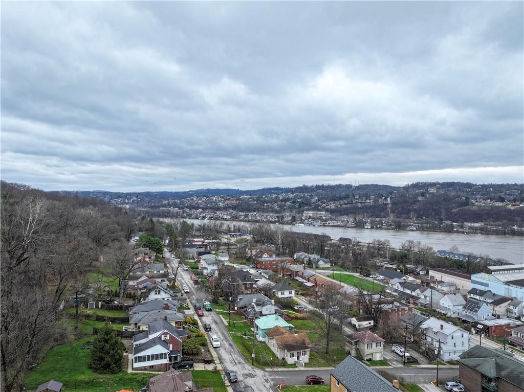 451 Walnut Street Pittsburgh, PA 15238 - Photo 39 of 40 an aerial view of a city