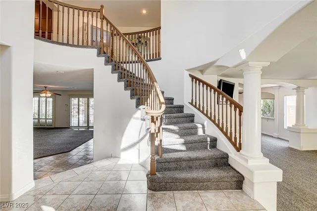 $815,000 | 902 Cripple Creek Court, Henderson, NV 89014