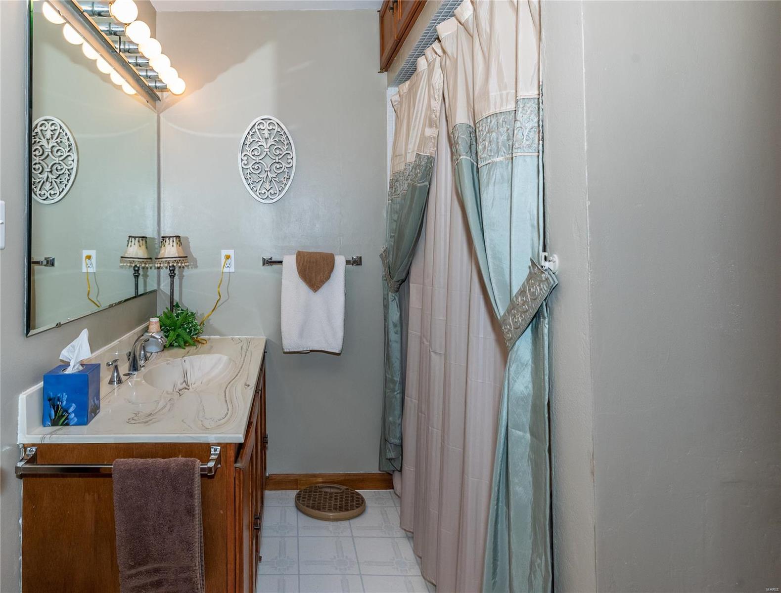 360 Troy Ofallon Road Troy, IL 62294 - Photo 10 of 27