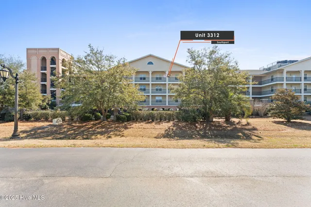 $385,000 | 3100 Marsh Grove Lane, Unit 3312, Southport, NC 28461