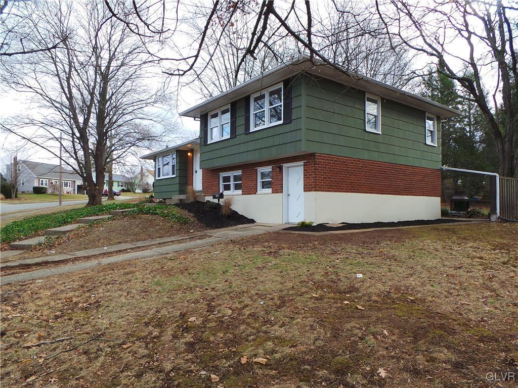 3075 Westminster Road Bethlehem, PA 18017 - Photo 6 of 24 Gallery Image 6