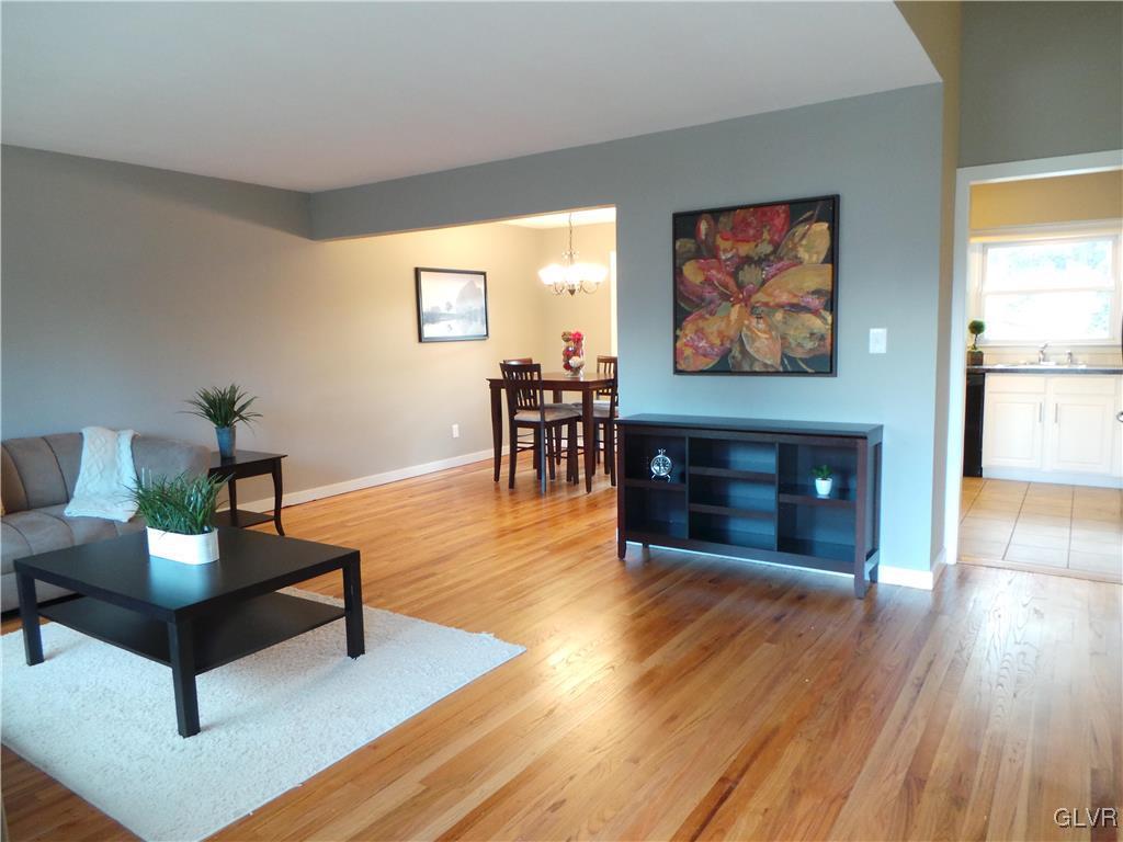 3075 Westminster Road Bethlehem, PA 18017 - Photo 7 of 24 Gallery Image 7