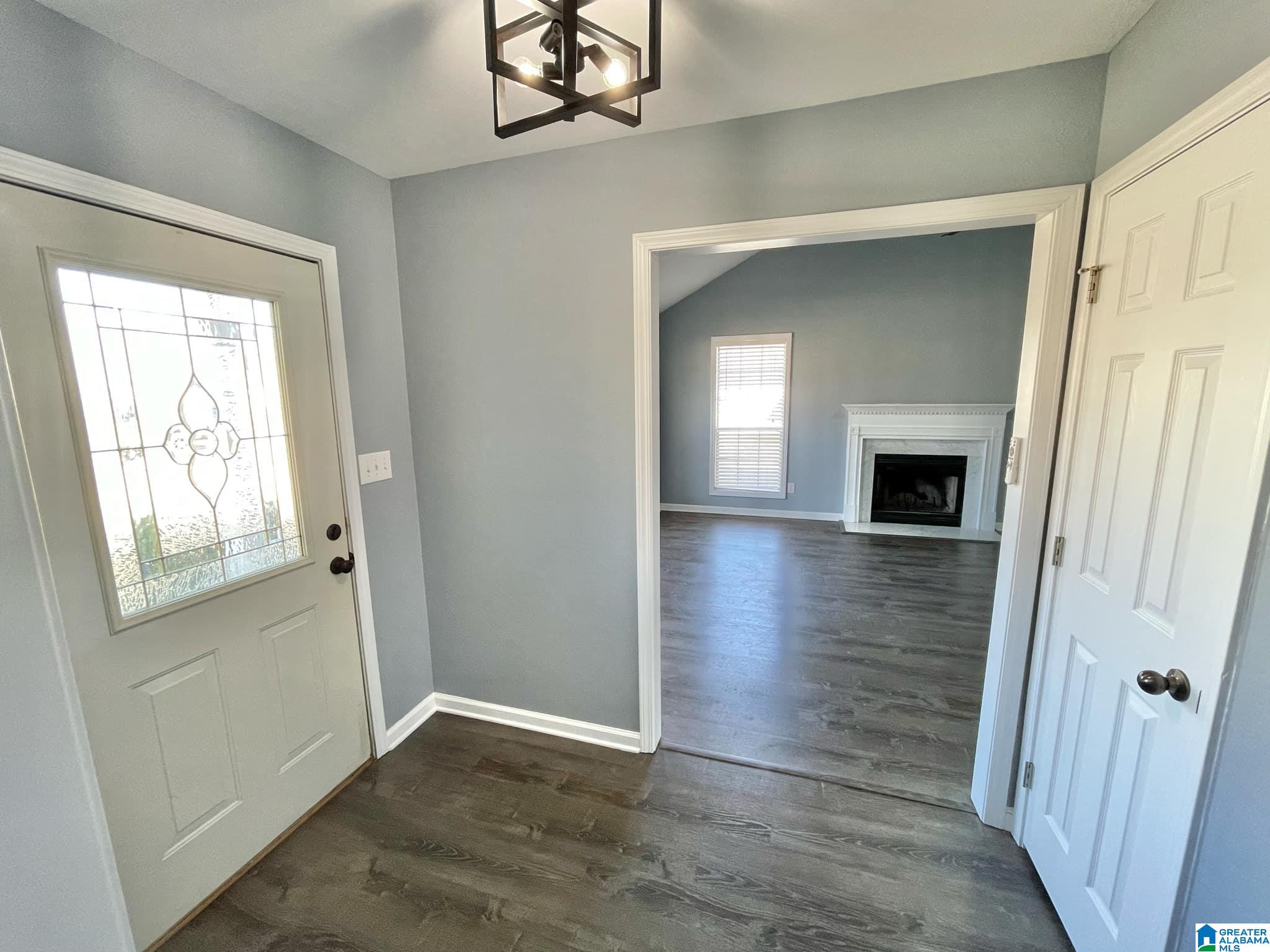109 Spring Street Calera, AL 35040 - Photo 5 of 28