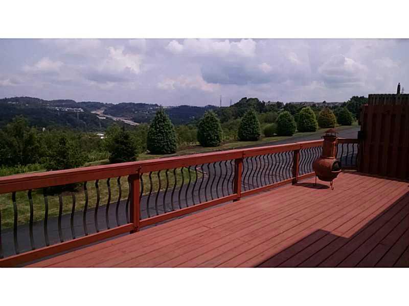 2370 Hilltop Road Presto, PA 15142 - Photo 4 of 14 View.