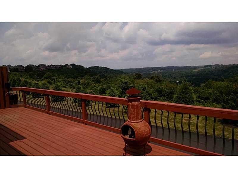 2370 Hilltop Road Presto, PA 15142 - Photo 5 of 14 View.