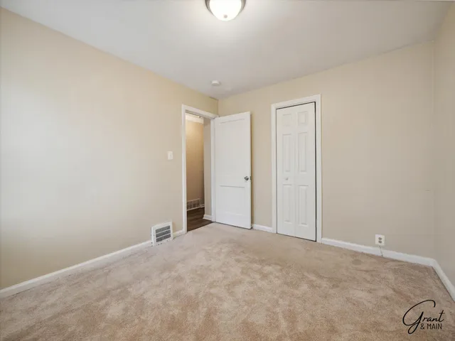 $1,350 | 23007 Brittany Avenue, Eastpointe, MI 48021